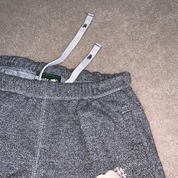 Roots Sweatpants! - Picture 6 of 7